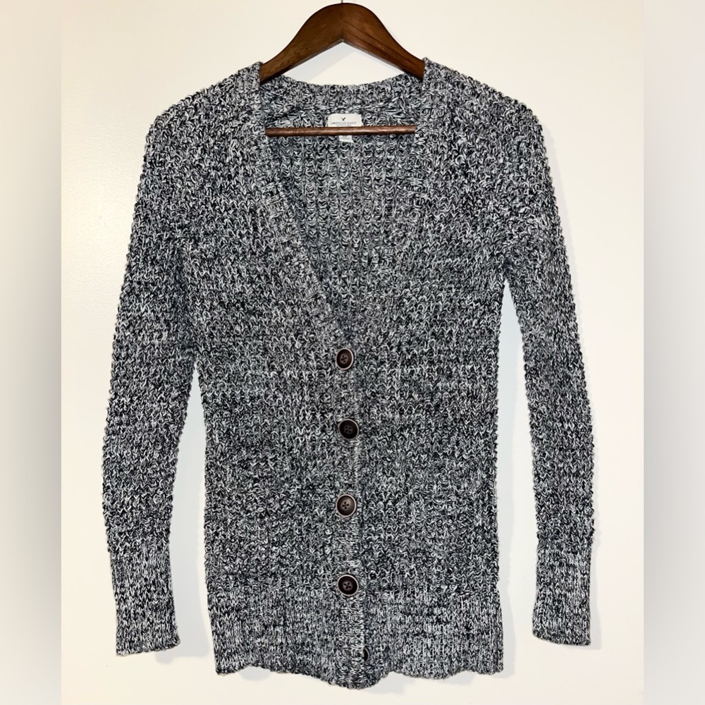 AMERICAN EAGLE AEO Black & White Knit Button Up Down Cardigan Sweater | Small‎
